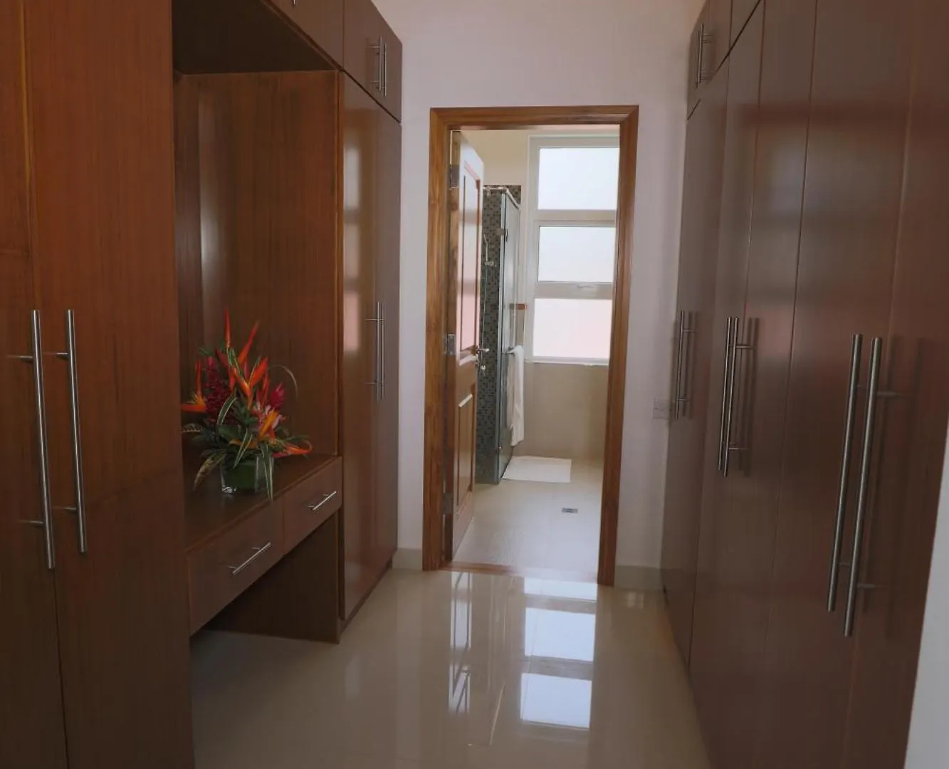 8Br Family Villa By Cliffhanger Villas Misere